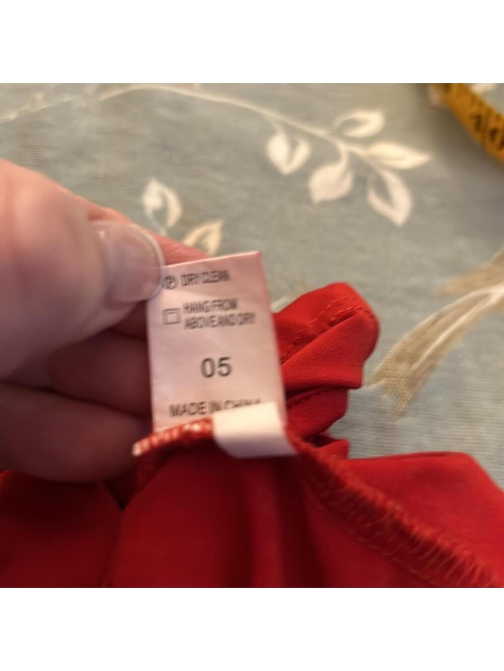 Red drawstring top - Picture 3 of 4